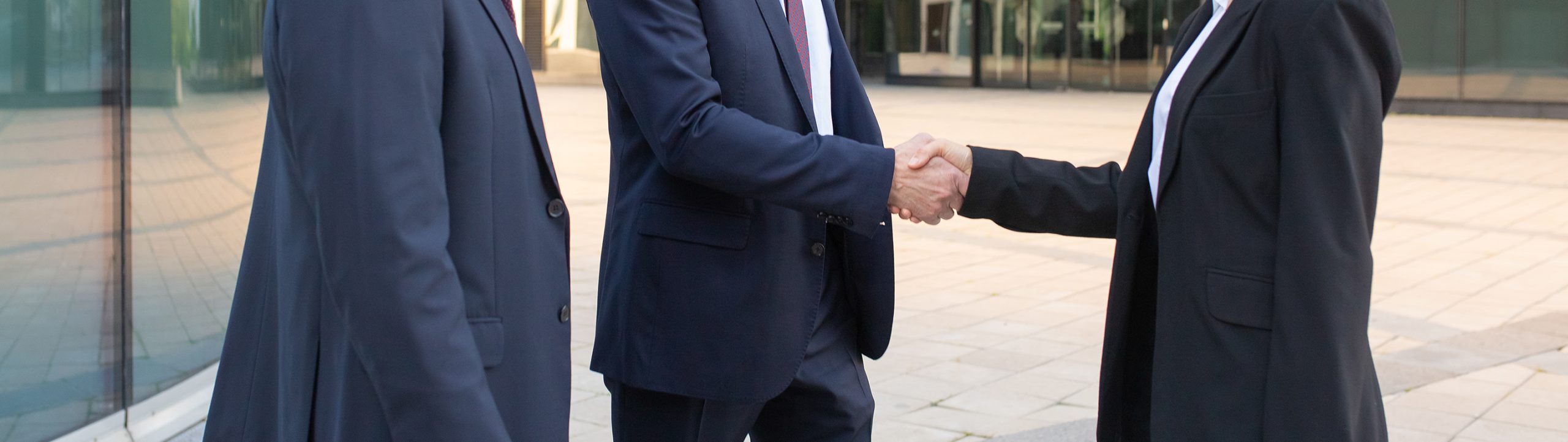 contracte comerciale